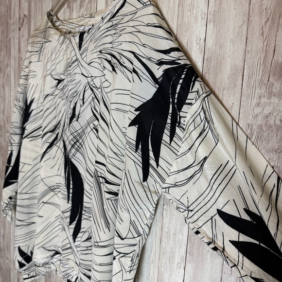 Masai Copenhagen Botanical Bird Print Oversized Viscose Blouse - Picture 3 of 7